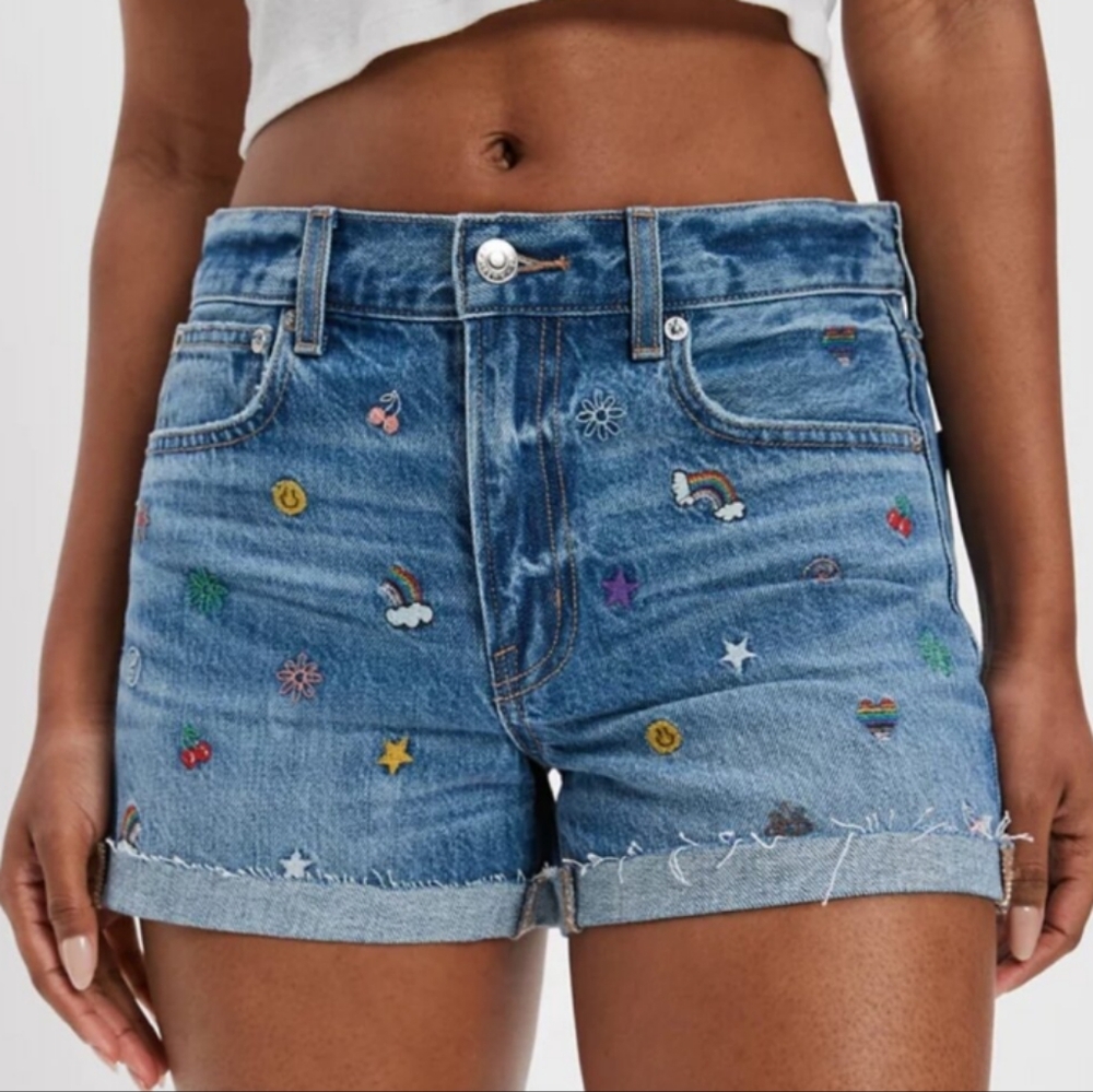American Eagle 90's Boyfriend Short Jean
